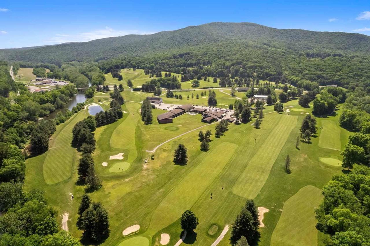 Shadowbrook Resort Tunkhannock Esterno foto