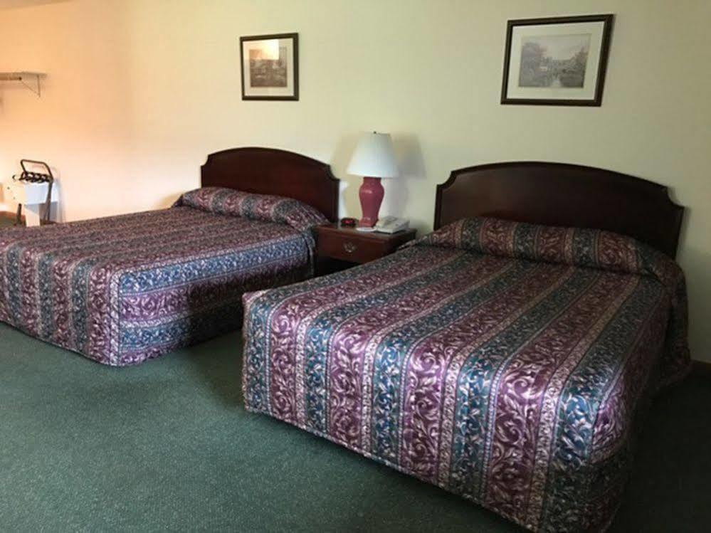 Shadowbrook Resort Tunkhannock Esterno foto