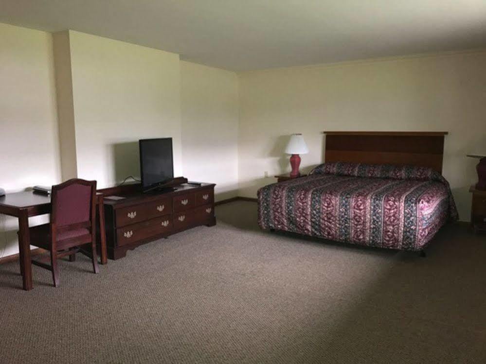 Shadowbrook Resort Tunkhannock Esterno foto