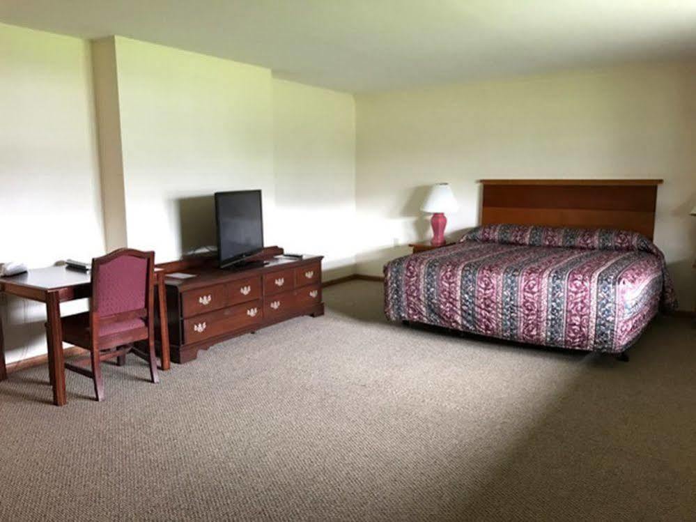 Shadowbrook Resort Tunkhannock Esterno foto