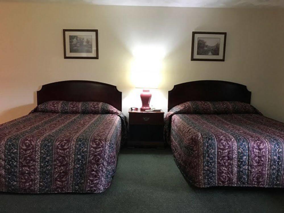 Shadowbrook Resort Tunkhannock Esterno foto
